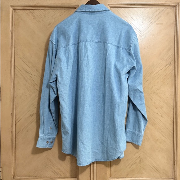 Walt Disney World Light Blue Men's Casual Button Down Shirt - M - NWT - Picture 2 of 4